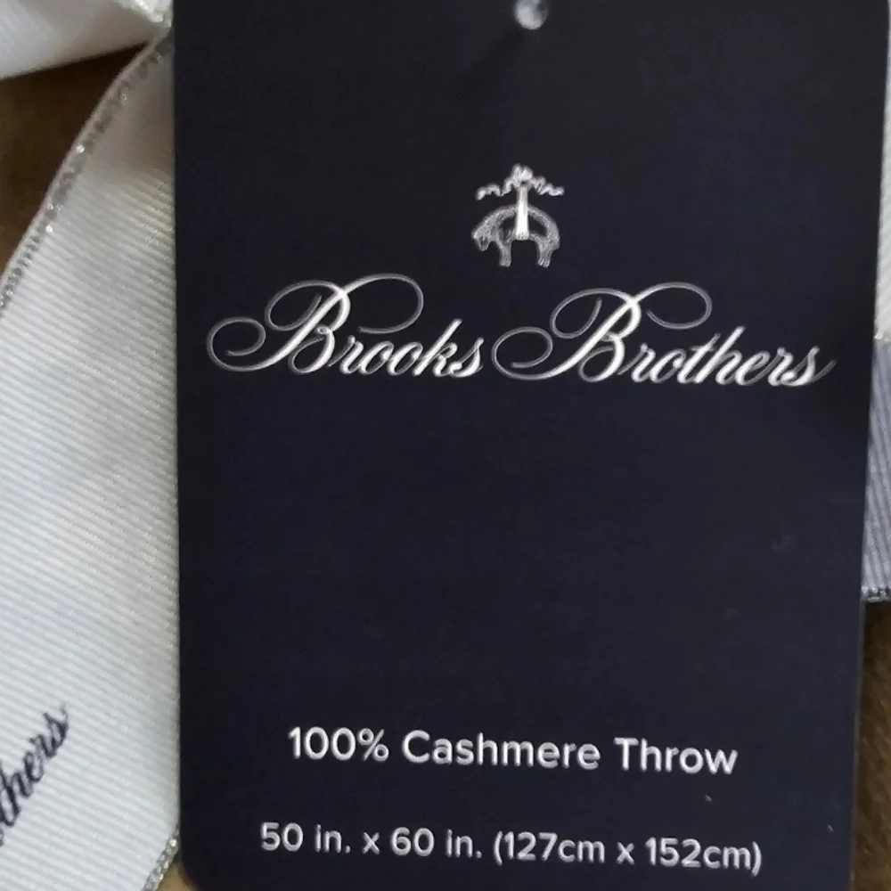 Brooks Brothers Home 100% Cashmere Throw Blanket NWT $395 Size 60'' x 50''